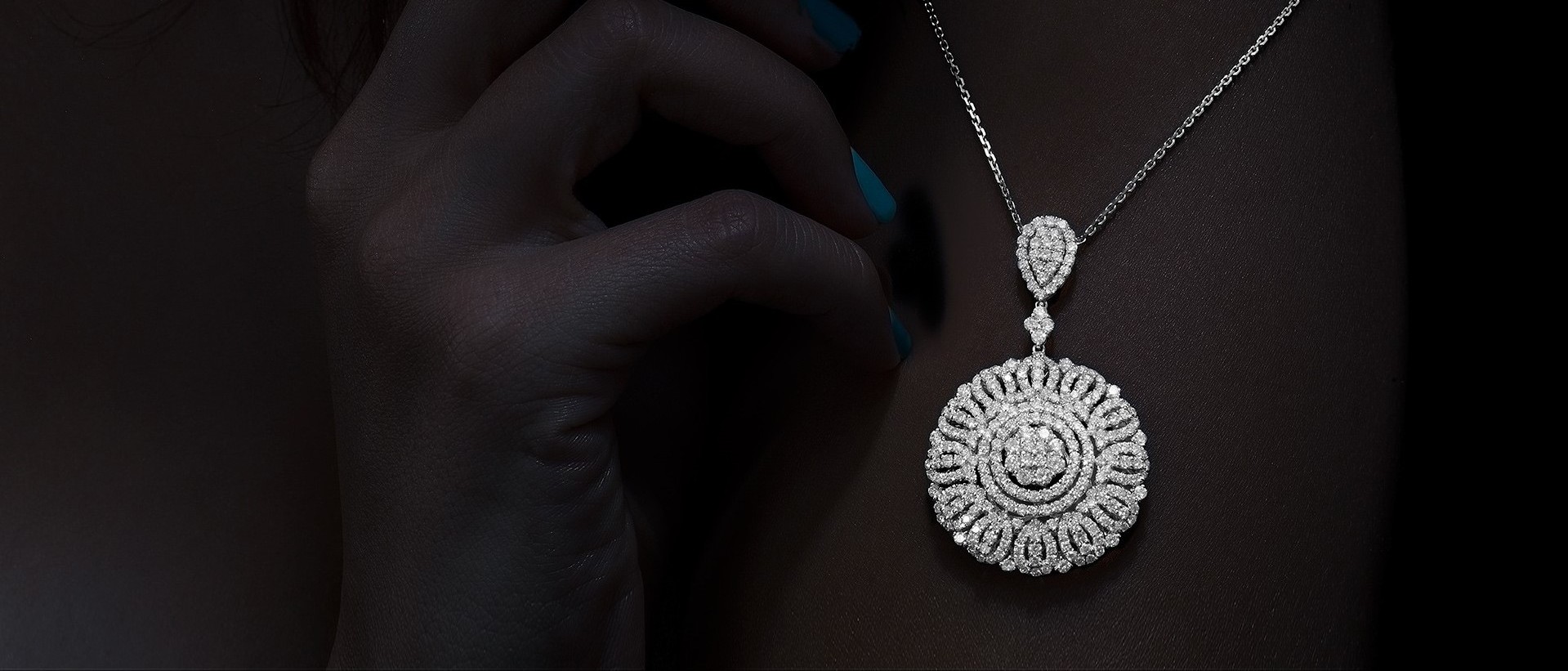 Galaxy Diamonds pendant